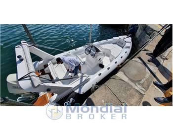 AQVA BOATS S715