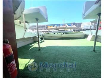 CHRIS CARFT CATALINA 28'