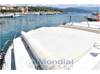 CHRIS CARFT CATALINA 28'