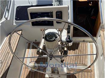FERRETTI ALTURA 41 DICK CHARTER