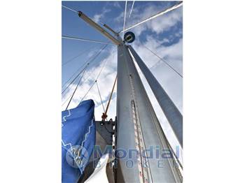 BENETEAU OCEANIS 411 CELEBRATION