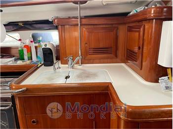 BENETEAU OCEANIS 411 CELEBRATION