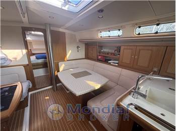 Moody 41 AC