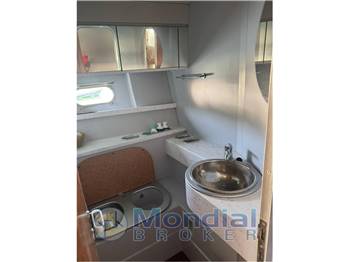 Ferretti Altura 44