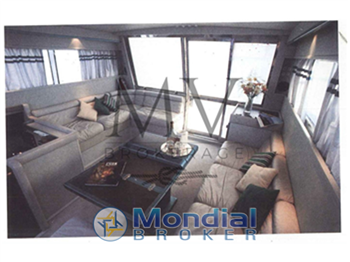Ferretti Altura 44