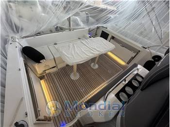 JEANNEAU CAP CAMARAT 9.0