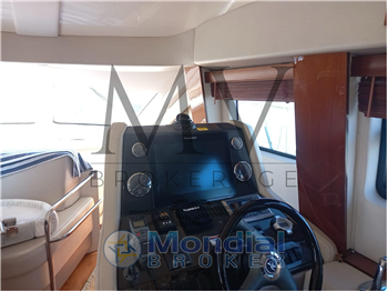 SEA RAY SEDAN BRIDGE 505
