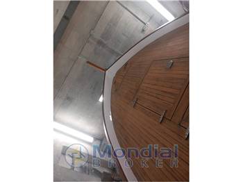 Cantiere Tonelli e Pezzica Velaccio 6