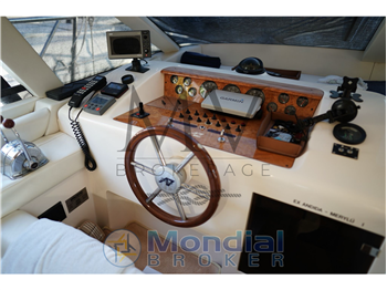 AZIMUT 36 FLY