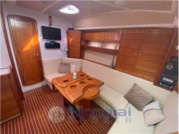 BAVARIA 42 HT