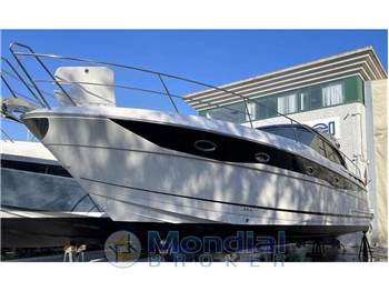 BAVARIA 42 HT