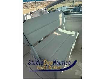 BERTRAM YACHT 360 MOPPIE