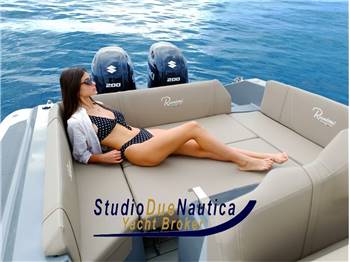 RANIERI INTERNATIONAL CAYMAN 28 EXECUTIVE TROFEO