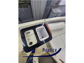 INVICTUS CAPOFORTE 200SX