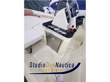 INVICTUS CAPOFORTE 200SX