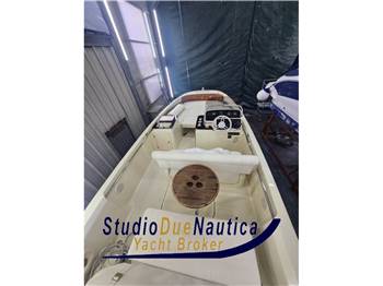 INVICTUS CAPOFORTE 200SX