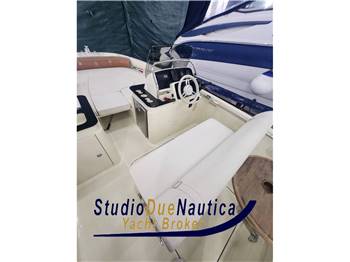 INVICTUS CAPOFORTE 200SX