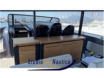 CRANCHI A46 LUXURY TENDER