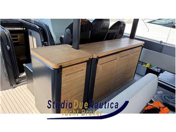 CRANCHI A46 LUXURY TENDER