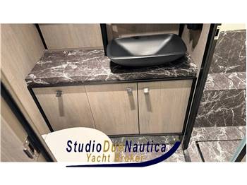 CRANCHI A46 LUXURY TENDER