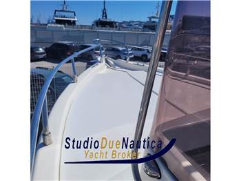 Ocean Blue 270 Walkarond