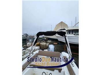 RANIERI INTERNATIONAL CAYMAN 21 SPORT