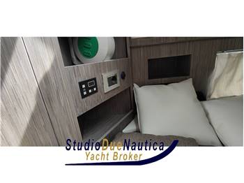 RANIERI INTERNATIONAL CAYMAN 45 CRUISER