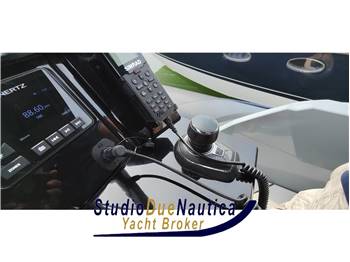 RANIERI INTERNATIONAL CAYMAN 45 CRUISER