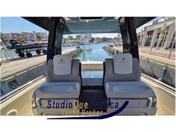 Invictus GT320