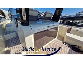 Invictus GT320