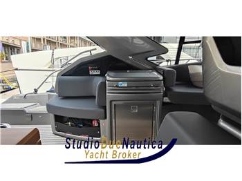 Cranchi M44 HT