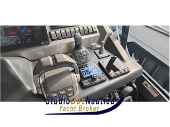 Cranchi M44 HT
