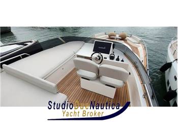 MONACHUS 70 FLY LOBSTER