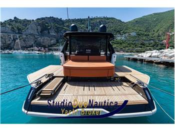 Cranchi A46 Luxury Tender