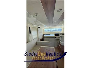 CRANCHI TRAWLER 43 LONG DISTANCE