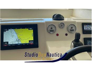 CRANCHI TRAWLER 43 LONG DISTANCE