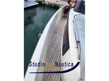 CRANCHI A46 LUXURY TENDER