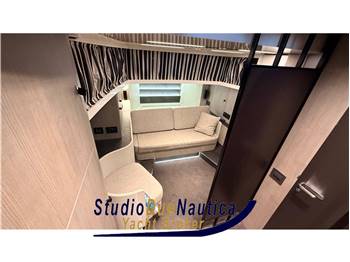 CRANCHI A46 LUXURY TENDER