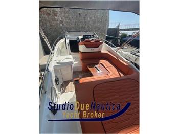 Cranchi Endurance 30