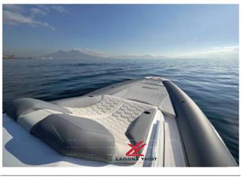 PY YACHT PY 10 CABIN