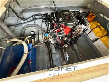 Coverline Cabin 7.10 cruiser