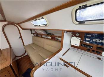 J boats J120