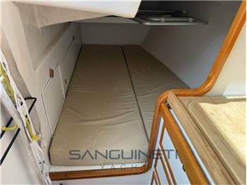 J boats J120