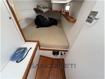 J boats J120
