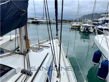 Beneteau First 325