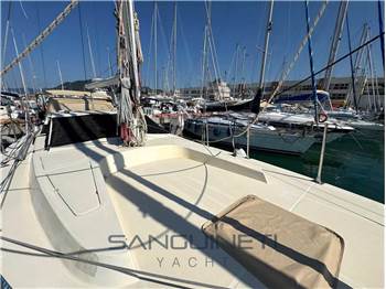 Ferretti Altura 42