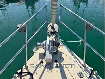 Ferretti Altura 42