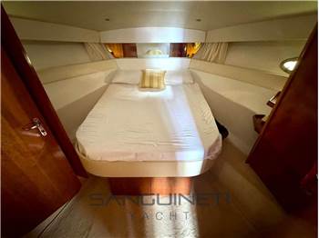 Azimut 37