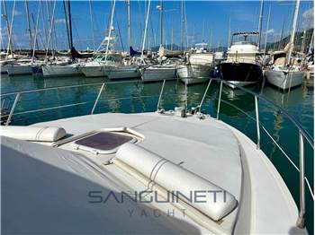 Azimut 37