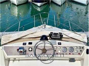 Azimut 37